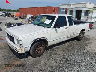 1993 GMC Sonoma with VIN 1GTCS19Z2P0520046, listed as a IAAI auction lot 42071461 with 236,599 mi miles and . Bid and sale history available at carsss.com. Image 2.
