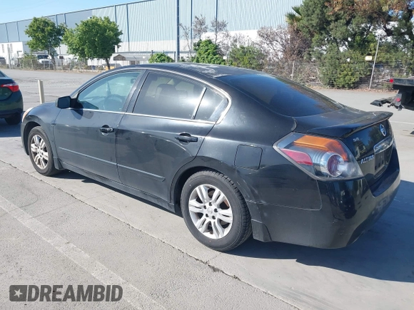 2012 Nissan Altima S z VIN 1N4AL2APXCN551942, wystawiony jako IAAI lot #42270515 z przebiegiem 263 940 mil mil oraz . Historia ofert i sprzedaży dostępna na DreamBid. Obrazek 3.