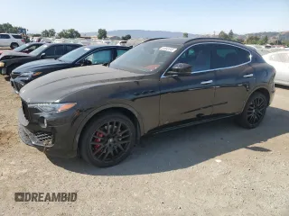 2017 Maserati Levante S with VIN ZN661YUS6HX246053, listed as a Copart auction lot 61692345 with 84,269 mi miles and Salvage title. Bid and sale history available at DreamBid. Image 1.