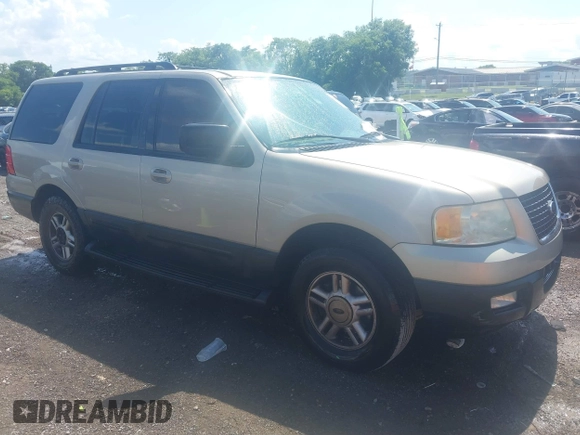2005 Ford Expedition Special Service with VIN 1FMPU16515LA92006, listed as a IAAI auction lot 42707230 with 187,411 mi miles and . Bid and sale history available at DreamBid. Image 1.