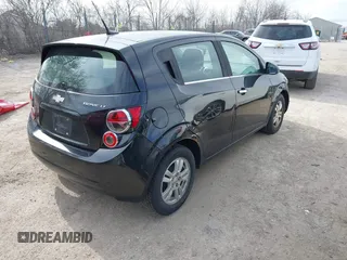 2013 Chevrolet Sonic LT with VIN 1G1JC6SH1D4191825, listed as a IAAI auction lot 41973380 with 172,504 mi miles. Bid and sale history available at carsss.com. Image 4.