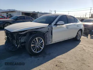 2019 Infiniti Q50 3.0t LUXE with VIN JN1EV7AP2KM518685, listed as a Copart auction lot 43087555 with 38,486 mi miles and Salvage Title. Bid and sale history available at carsss.com. Image 1.