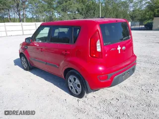 2013 Kia Soul with VIN KNDJT2A55D7604562, listed as a IAAI auction lot 41999978 with 132,641 mi miles. Bid and sale history available at carsss.com. Image 3.