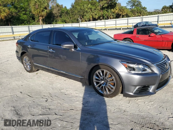2014 Lexus LS 460 L with VIN JTHGL5EF6E5053407, listed as a Copart auction lot 86122884 with 105,023 mi miles and Salvage title. Bid and sale history available at DreamBid. Image 4.