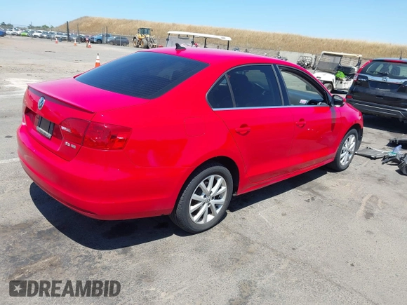 2013 Volkswagen Jetta SE with VIN 3VWDP7AJ4DM278719, listed as a IAAI auction lot 42304489 with 147,857 mi miles and . Bid and sale history available at DreamBid. Image 4.
