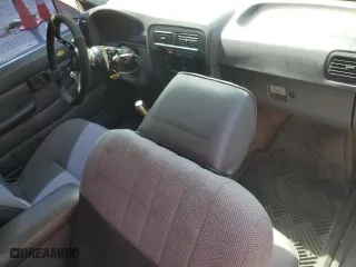 1996 Nissan Trucks 2WD XE with VIN 1N6SD11S0TC311270, listed as a Copart auction lot 53870965 with 145,595 mi miles and Salvage Title. Bid and sale history available at carsss.com. Image 8.