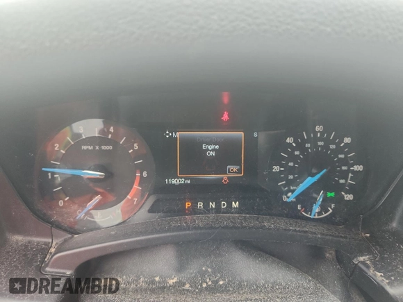 2016 Ford Expedition XLT with VIN 1FMJU1JT3GEF38966, listed as a Copart auction lot 61335445 with 119,002 mi miles and Clean title. Bid and sale history available at DreamBid. Image 9.