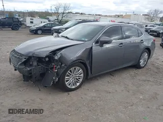 2013 Lexus ES 4dr Sdn with VIN JTHBK1GG0D2074698, listed as a IAAI auction lot 42049070 with 117,036 mi miles. Bid and sale history available at carsss.com. Image 2.