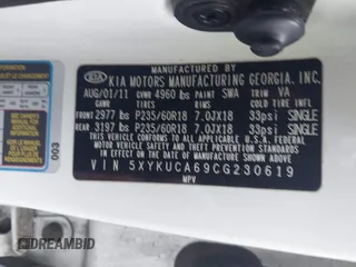 2012 Kia Sorento EX with VIN 5XYKUCA69CG230619, listed as a IAAI auction lot 41453956 with 161,778 mi miles. Bid and sale history available at carsss.com. Image 9.