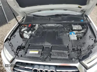 2017 Audi Q7 Premium Plus with VIN WA1LAAF73HD018687, listed as a Copart auction lot 62917895 with 110,067 mi miles and Clean title. Bid and sale history available at DreamBid. Image 12.