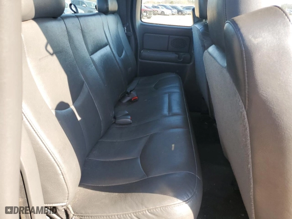 2004 Chevrolet Silverado 1500 Work Truck with VIN 1GCEC19X04Z258782, listed as a Copart auction lot 48362245 with 252,253 mi miles and Salvage Title. Bid and sale history available at carsss.com. Image 10.
