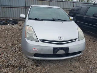 2007 Toyota Prius with VIN JTDKB20U877611929, listed as a IAAI auction lot 42082384 with Not Provided miles. Bid and sale history available at carsss.com. Image 6.
