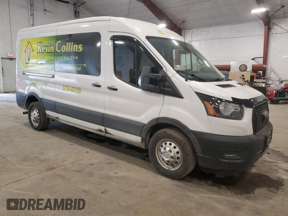 2022 Ford Transit Cargo with VIN 1FTBR2CG0NKA32901, listed as a Copart auction lot 63277404 with 29,146 mi miles and Salvage Title. Bid and sale history available at DreamBid. Image 4.