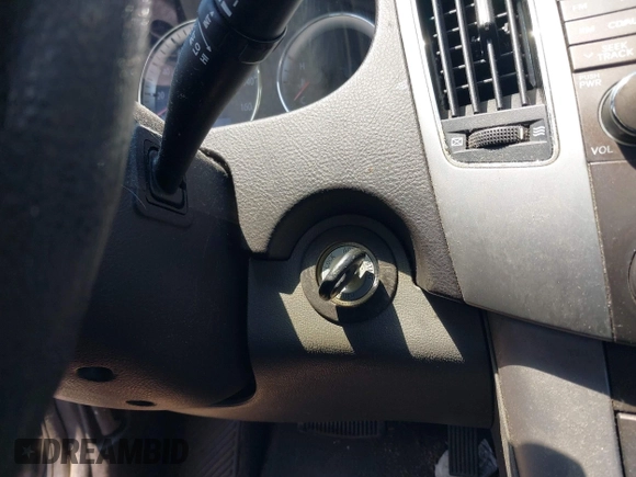 2009 Hyundai Sonata GLS с VIN 5NPET46C39H573769, выставлен на аукционе IAAI как лот 42513270 с пробегом 75 307 миль миль и . История ставок и продаж доступна на DreamBid. Изображение 11.