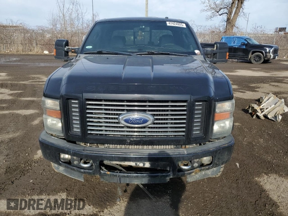 2008 Ford F-250 XL z VIN 1FTSW21R08EC42432, wystawiony jako Copart lot #47424925 z przebiegiem 314 656 mil mil oraz Szkoda całkowita • Salvage title. Historia ofert i sprzedaży dostępna na DreamBid. Obrazek 5.