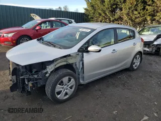 2016 Kia Forte LX z VIN KNAFK5A87G5536010, wystawiony jako Copart lot #86541024 z przebiegiem 70 049 mil mil oraz Szkoda całkowita • Salvage title. Historia ofert i sprzedaży dostępna na DreamBid. Obrazek 1.