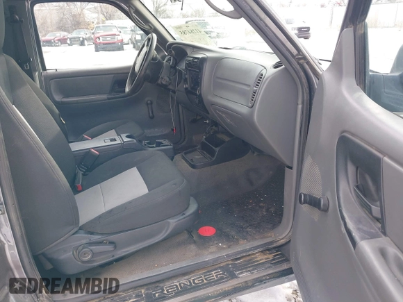 2008 Ford Ranger XLT z VIN 1FTZR45E68PA28171, wystawiony jako IAAI lot #41284785 z przebiegiem 77 389 mil mil oraz . Historia ofert i sprzedaży dostępna na DreamBid. Obrazek 5.