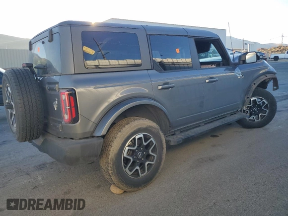 2022 Ford Bronco with VIN 1FMEE5DP0NLA77206, listed as a Copart auction lot 83041744 with 0 mi miles and Salvage Title. Bid and sale history available at carsss.com. Image 3.