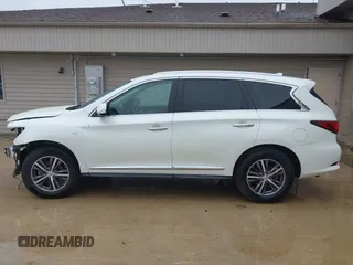 2019 Infiniti QX60 Luxe z VIN 5N1DL0MM6KC506158, wystawiony jako IAAI lot #42316181 z przebiegiem 81 211 mil mil oraz . Historia ofert i sprzedaży dostępna na DreamBid. Obrazek 15.