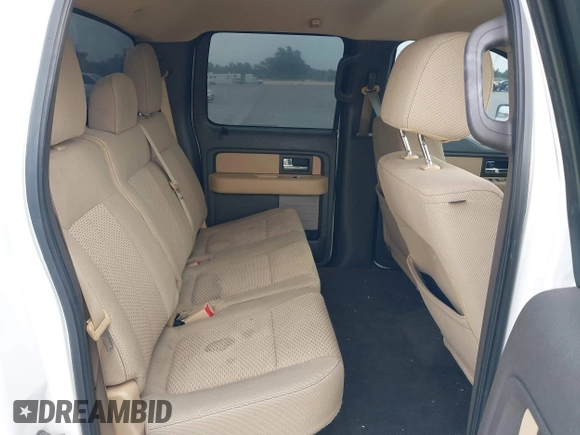 2012 Ford F-150 XL z VIN 1FTFW1CT5CFB41796, wystawiony jako IAAI lot #42109049 z przebiegiem 241 832 mil mil oraz . Historia ofert i sprzedaży dostępna na DreamBid. Obrazek 8.