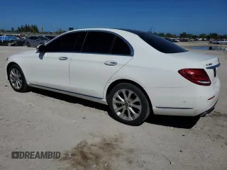 2018 Mercedes-Benz E-Class E 300 with VIN WDDZF4KB6JA302454, listed as a Copart auction lot 49543055 with 89,757 mi miles and Salvage Title. Bid and sale history available at carsss.com. Image 2.