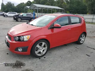 2012 Chevrolet Sonic LTZ z VIN 1G1JE6SH7C4162547, wystawiony jako Copart lot #59697225 z przebiegiem 112 332 mil mil oraz Czysty tytuł • Clean title. Historia ofert i sprzedaży dostępna na DreamBid. Obrazek 1.