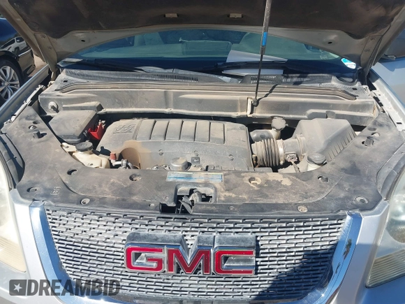 2010 GMC Acadia SL with VIN 1GKLRKED5AJ262283, listed as a IAAI auction lot 41670958 with 177,634 mi miles. Bid and sale history available at carsss.com. Image 10.