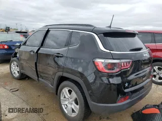 2022 Jeep Compass Latitude with VIN 3C4NJCBB8NT109576, listed as a Copart auction lot 47607294 with 28,863 mi miles and Salvage Title. Bid and sale history available at carsss.com. Image 2.