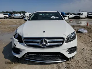 2020 Mercedes-Benz E-Class E 350 with VIN WDDZF8DBXLA747304, listed as a Copart auction lot 44607655 with 52,812 mi miles and Salvage Title. Bid and sale history available at carsss.com. Image 5.