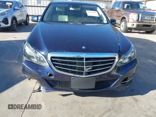 2014 Mercedes-Benz E-Class E 350 Luxury with VIN WDDHF8JBXEB068470, listed as a IAAI auction lot 40914692 with 96,308 mi miles. Bid and sale history available at carsss.com. Image 12.