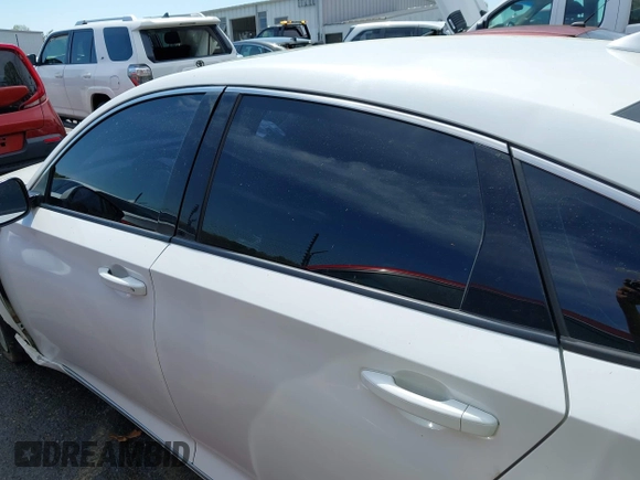 2018 Honda Accord EX with VIN 1HGCV1F41JA002433, listed as a IAAI auction lot 41933913 with 161,666 mi miles and . Bid and sale history available at DreamBid. Image 14.
