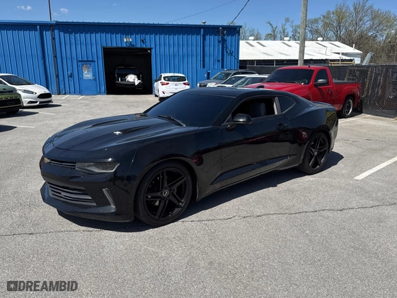 2018 Chevrolet Camaro 1LT with VIN 1G1FB1RS2J0147865, listed as a Copart auction lot 52918245 with 113,214 mi miles and Clean Title. Bid and sale history available at carsss.com. Image 2.