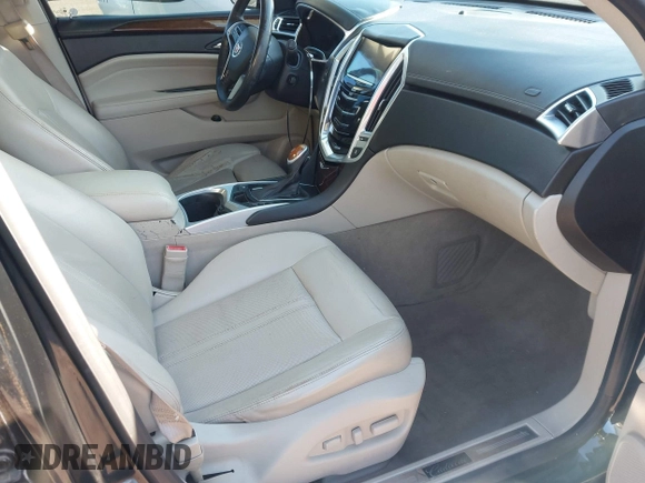 2013 Cadillac SRX Luxury Collection with VIN 3GYFNCE38DS625027, listed as a IAAI auction lot 41837751 with 114,209 mi miles. Bid and sale history available at carsss.com. Image 5.