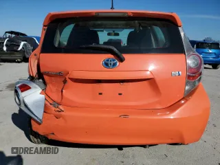 2012 Toyota Prius One with VIN JTDKDTB35C1013198, listed as a Copart auction lot 43583985 with 185,086 mi miles and Clean Title. Bid and sale history available at DreamBid. Image 6.