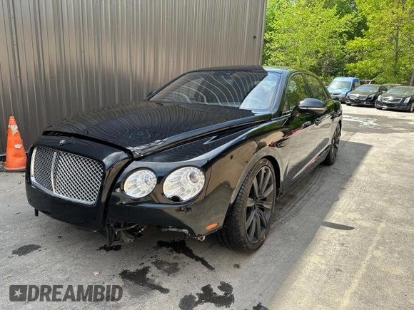 2014 Bentley Flying Spur with VIN SCBEC9ZA4EC094924, listed as a Copart auction lot 57308755 with 31,529 mi miles and Salvage Title. Bid and sale history available at DreamBid. Image 2.