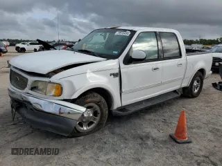 2001 Ford F-150 XLT z VIN 1FTRW07L01KC60815, wystawiony jako Copart lot #87022424 z przebiegiem 205 304 mil mil oraz Szkoda całkowita • Salvage title. Historia ofert i sprzedaży dostępna na DreamBid. Obrazek 1.