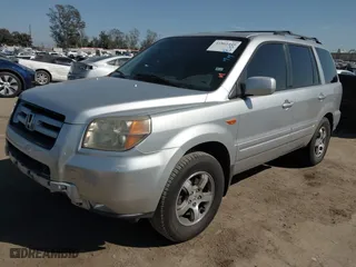 2007 Honda Pilot EX-L with VIN 5FNYF28617B036992, listed as a IAAI auction lot 41861449 with 159,439 mi miles. Bid and sale history available at carsss.com. Image 17.