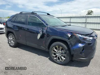 2025 Toyota RAV4 XLE Premium z VIN 2T3A1RFVXSW561913, wystawiony jako Copart lot #64755135 z przebiegiem 216 mil mil oraz Szkoda całkowita • Salvage title. Historia ofert i sprzedaży dostępna na DreamBid. Obrazek 4.
