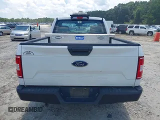 2018 Ford F-150 XL z VIN 1FTMF1CB6JFD18318, wystawiony jako IAAI lot #42637066 z przebiegiem 167 834 mil mil oraz . Historia ofert i sprzedaży dostępna na DreamBid. Obrazek 16.