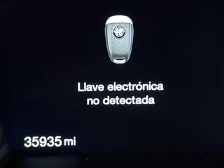 2022 Alfa Romeo Giulia Veloce z VIN ZARFANBN8N7661843, wystawiony jako IAAI lot #41118693 z przebiegiem 35 935 mil mil oraz . Historia ofert i sprzedaży dostępna na DreamBid. Obrazek 14.