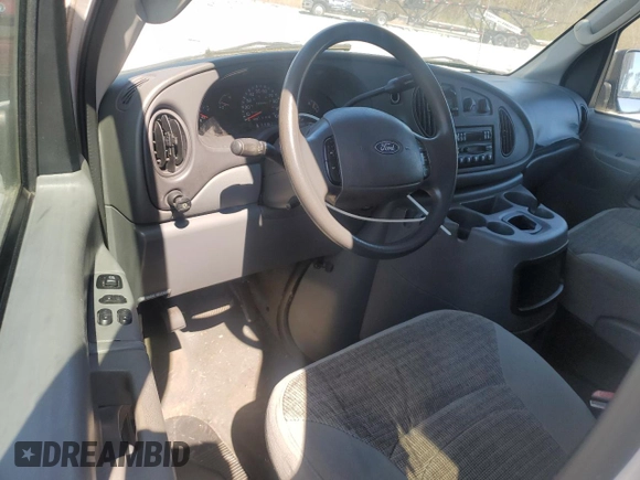 2003 Ford Econoline Passenger XL с VIN 1FBSS31L13HB49492, выставлен на аукционе Copart как лот 49438185 с пробегом 186 651 миль миль и Списание • Salvage title. История ставок и продаж доступна на DreamBid. Изображение 8.
