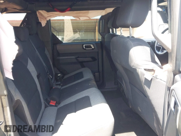 2021 Ford Bronco с VIN 1FMDE5BH2MLB03794, выставлен на аукционе IAAI как лот 42180534 с пробегом 59 807 миль миль и . История ставок и продаж доступна на DreamBid. Изображение 8.