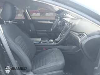 2020 Ford Fusion SE with VIN 3FA6P0LU1LR164100, listed as a IAAI auction lot 41859480 with Not provided miles and . Bid and sale history available at DreamBid. Image 5.