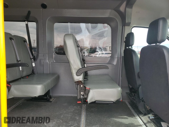 2022 Ford Transit Cargo z VIN 1FTYE1C86NKA58458, wystawiony jako Copart lot #56741155 z przebiegiem 41 243 mil mil oraz Szkoda całkowita • Salvage title. Historia ofert i sprzedaży dostępna na DreamBid. Obrazek 11.