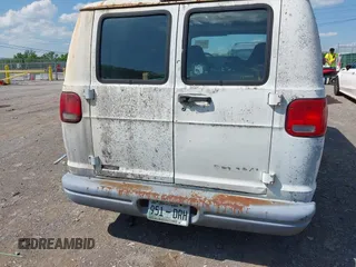 1995 Dodge Cargo with VIN 2B7HB21Y4SK528476, listed as a IAAI auction lot 42144151 with 218,432 mi miles. Bid and sale history available at carsss.com. Image 16.