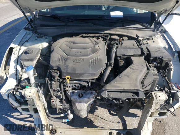 2017 Kia Cadenza Limited with VIN KNALC4J13H5089240, listed as a Copart auction lot 80257194 with 81,727 mi miles and Clean Title. Bid and sale history available at carsss.com. Image 11.