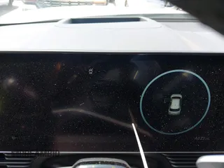 2025 Hyundai Ioniq 5 z VIN 7YAKR4DA0SY007083, wystawiony jako IAAI lot #42359027 z przebiegiem 4 122 mil mil oraz . Historia ofert i sprzedaży dostępna na DreamBid. Obrazek 7.