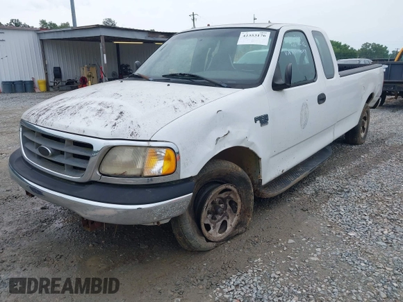 2001 Ford F-150 XL z VIN 1FTRX17L11NB54097, wystawiony jako IAAI lot #42353176 z przebiegiem 258 729 mil mil oraz . Historia ofert i sprzedaży dostępna na DreamBid. Obrazek 2.