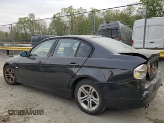 2008 BMW 3 Series 328i z VIN WBAVA37518NL18257, wystawiony jako Copart lot #53788785 z przebiegiem 144 704 mil mil oraz Szkoda całkowita • Salvage title. Historia ofert i sprzedaży dostępna na DreamBid. Obrazek 2.