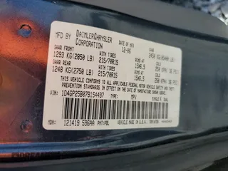 2007 Dodge Caravan SE z VIN 1D4GP25B07B154497, wystawiony jako Copart lot #60499555 z przebiegiem 121 733 mil mil oraz Czysty tytuł • Clean title. Historia ofert i sprzedaży dostępna na DreamBid. Obrazek 13.